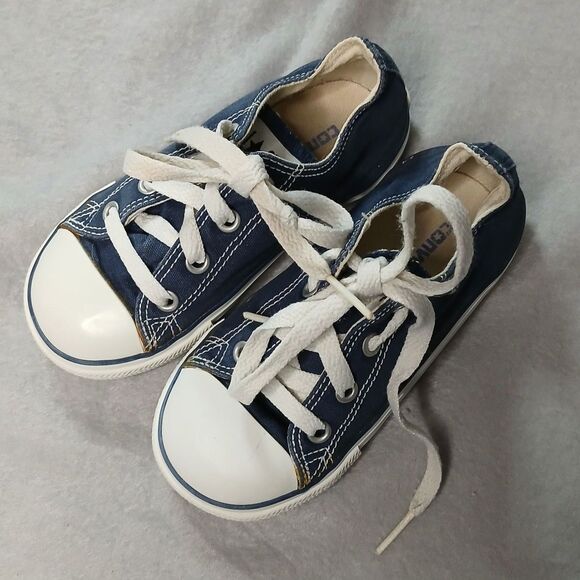 Kids Chuck Taylor All Star Low Top Sneakers Blue Lace up Shoes Baby Toddler sz 8 - Picture 10 of 10